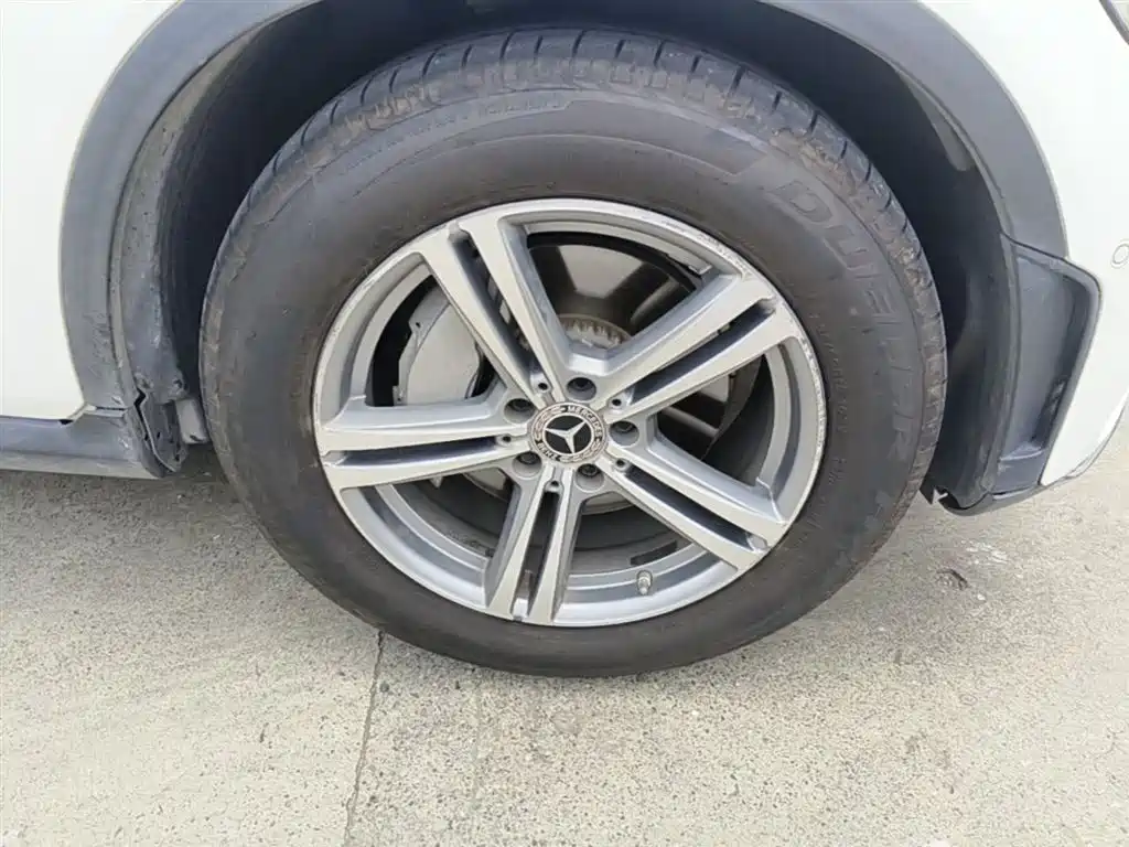 Mercedes-Benz GLC 2020 GLC 260 L 4MATIC Luxury фото 14