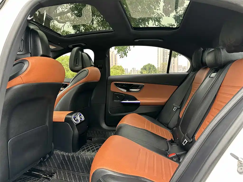 Mercedes-Benz C-Class 2022 C 260 L Sport Edition фото 10