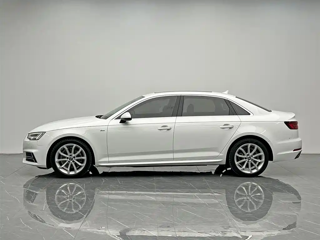 Audi A4L 2018 30th Anniversary 40 TFSI Fashion фото 3