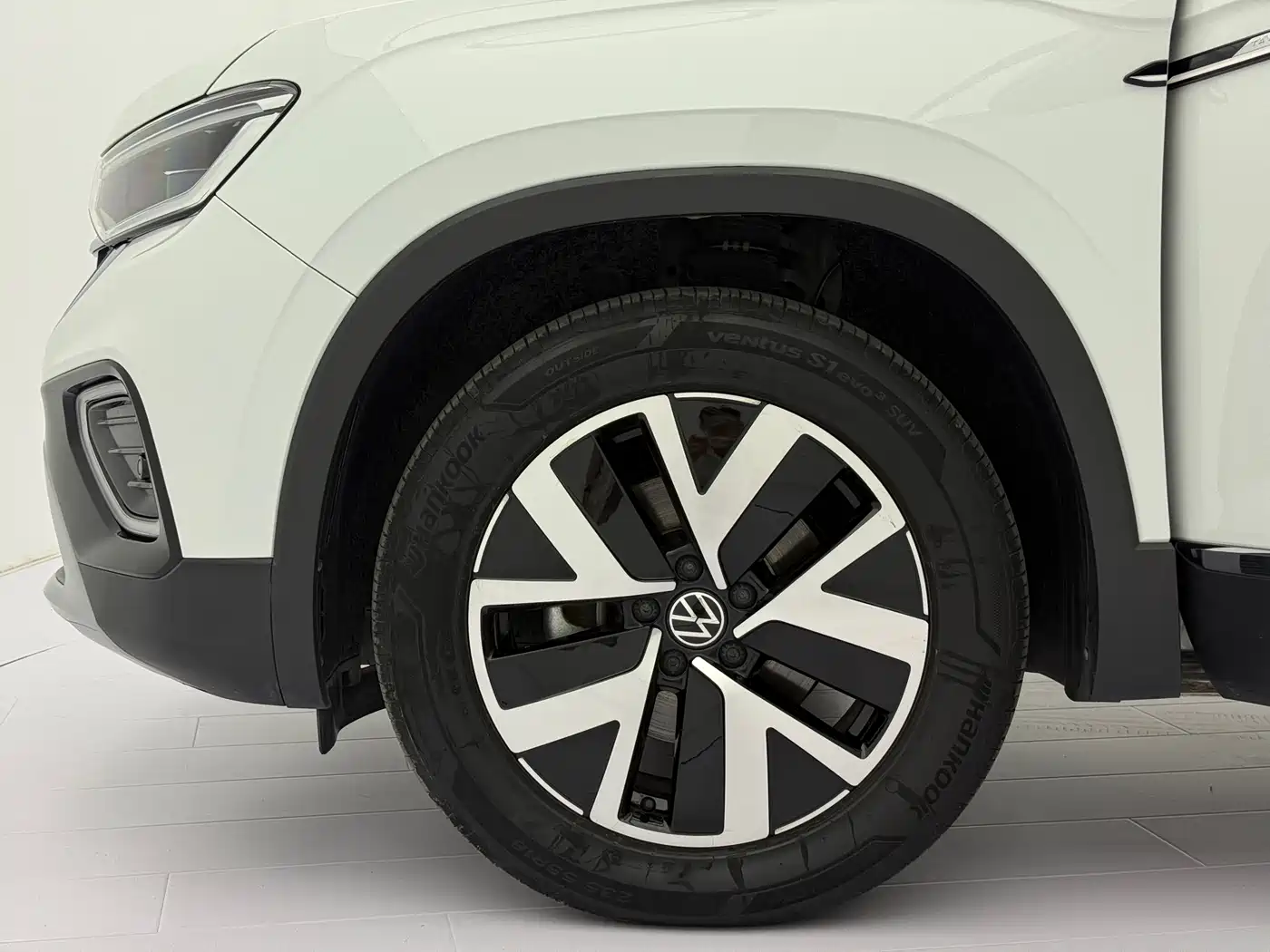 Volkswagen Tayron 2023 280TSI 2WD Luxury Plus Advanced Edition фото 21