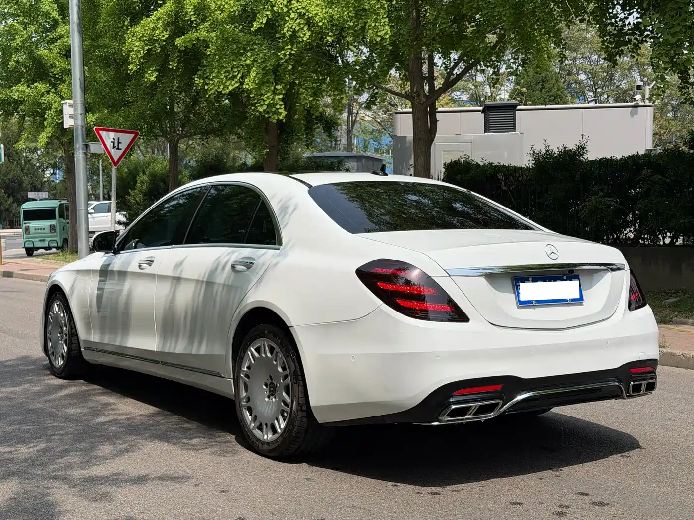 Mercedes-Benz S-Class 2016 S 320 L Luxury фото 6