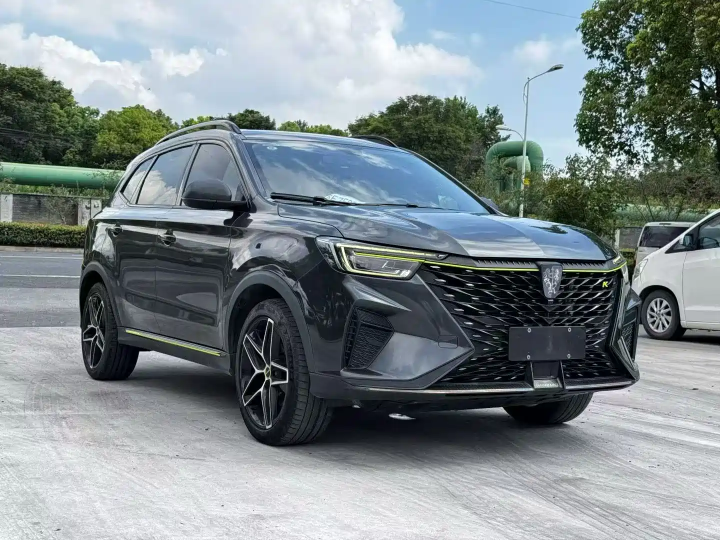 Фото 1 - Roewe RX5