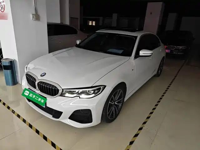 BMW 3 320Li, M Спорт-пакет