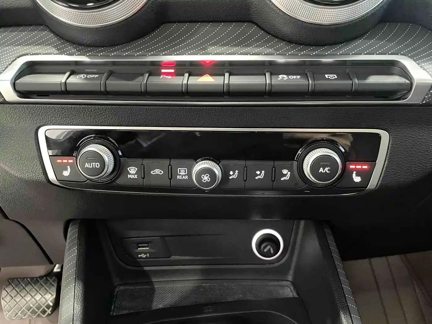 Audi Q2L 2022 35 TFSI Fashion Dynamic фото 11