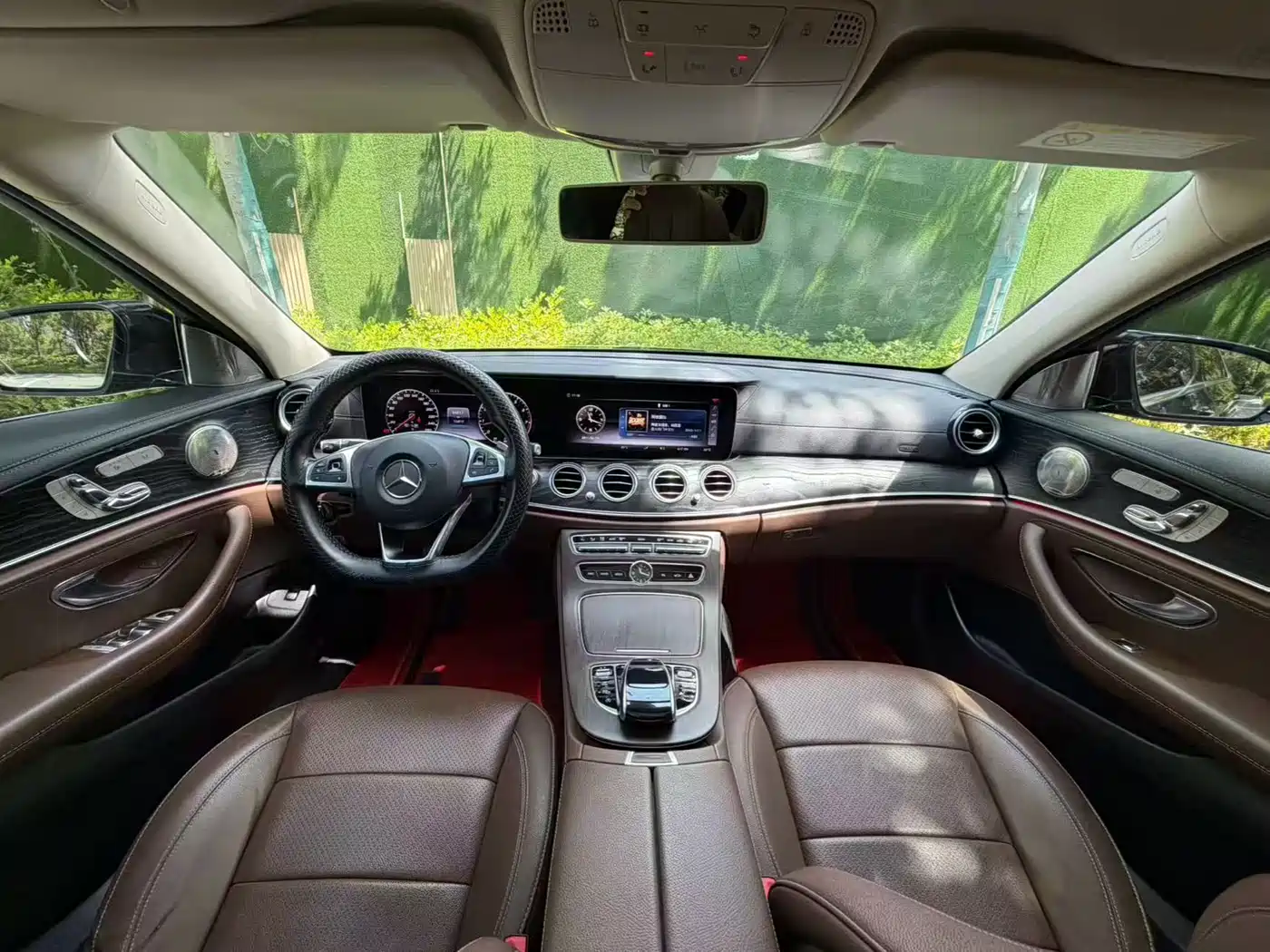 Mercedes-Benz E-Class 2017 E 300 L Sport Fashion фото 7