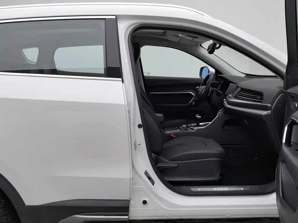 Photo 23 - Haval H6