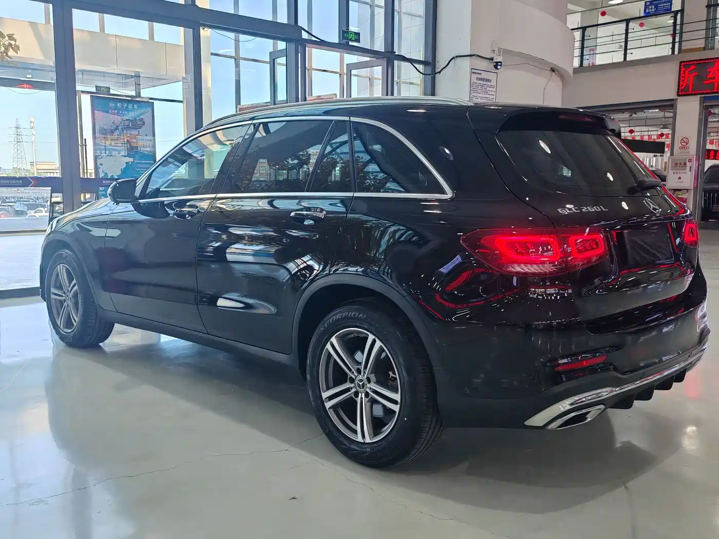 Mercedes-Benz GLC 2020 GLC 260 L 4MATIC Luxury фото 20