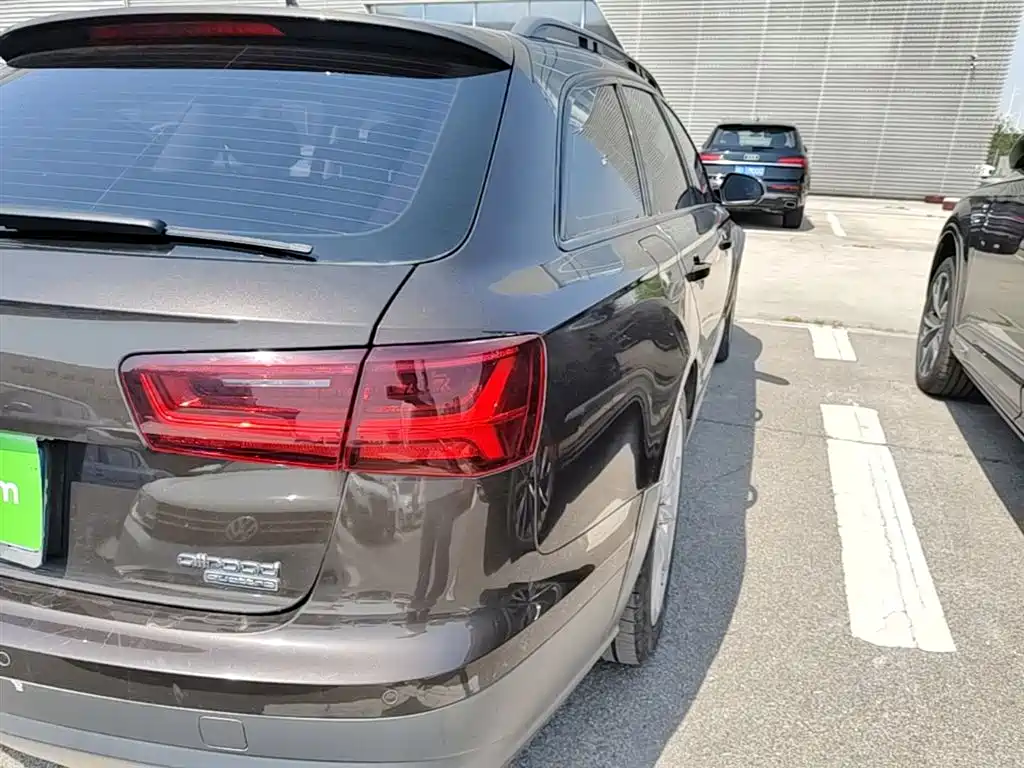 Audi A6 (Import) 2018 3.0T allroad quattro фото 8