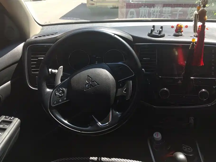 Mitsubishi Outlander 2018 2.4L 4WD Elite Edition 5-seater фото 15