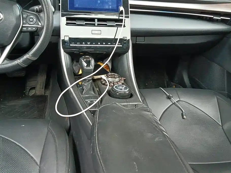 Toyota Avalon 2022 2.0L Progressive Edition фото 16