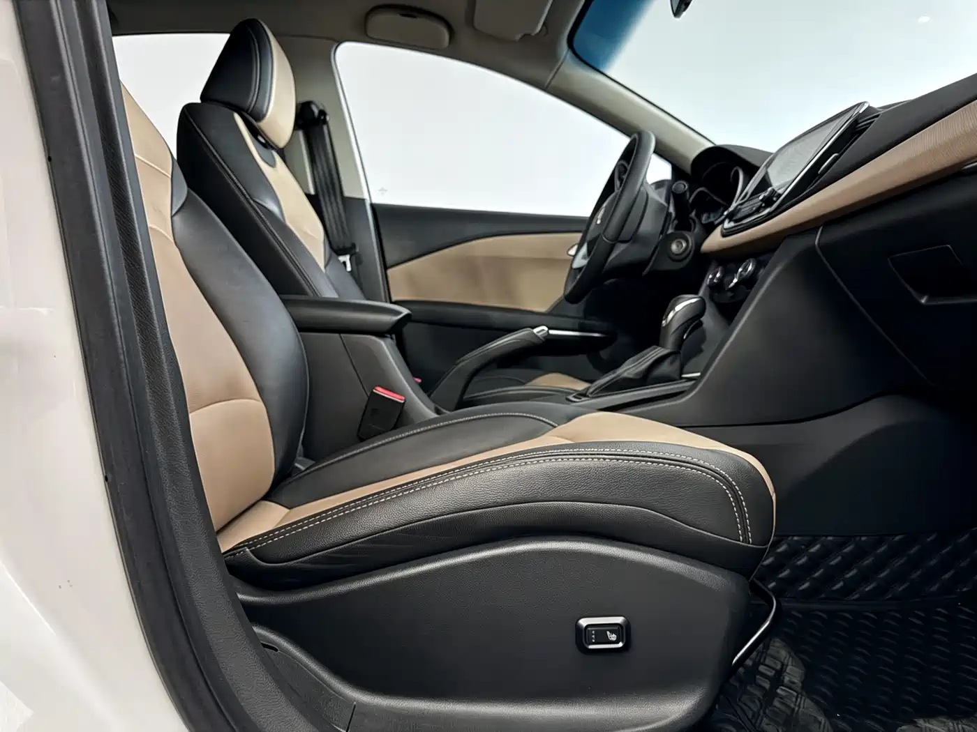 Chevrolet Monza 2022 320 Automatic Enjoyment Sunroof Edition фото 19