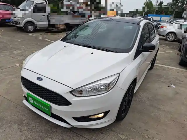  Ford Focus 2017 1.5T CTCC White-Black Limited Edition