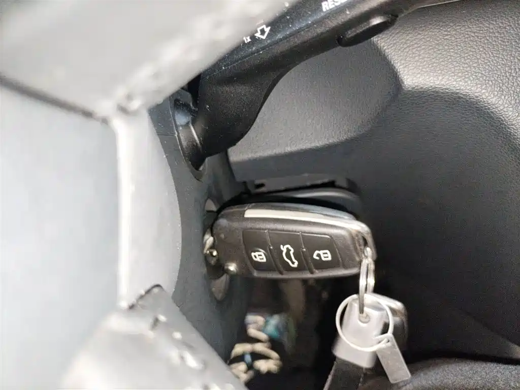 Audi Q3 2013 35 TFSI Progressive фото 17