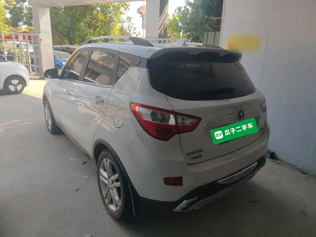 Фото 5 - Changan CS35