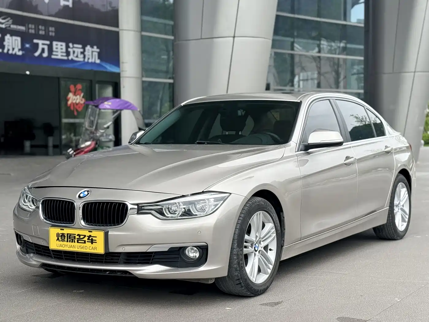 BMW 3 Series 2018 318Li