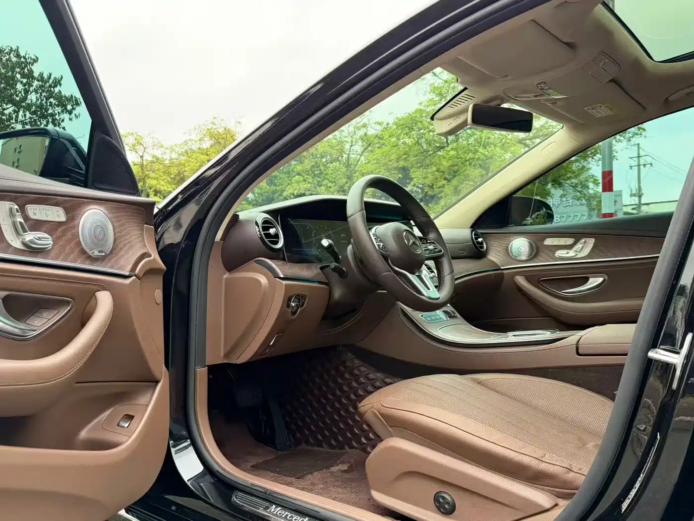 Mercedes-Benz E-Class 2020 Facelift E 300 L Exclusive фото 4