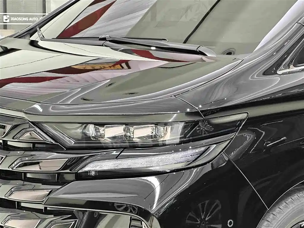 Toyota Vellfire 2026 2025 Crown Hybrid 2.5L Ink Gold Executive Edition