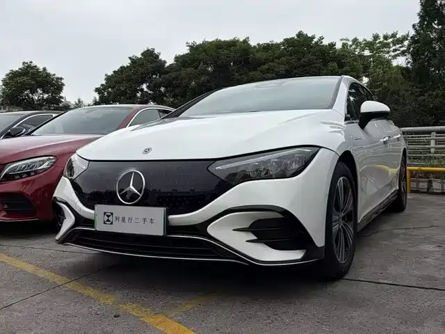 Mercedes-Benz EQE 2025 Model 500 4MATIC Luxury Edition
