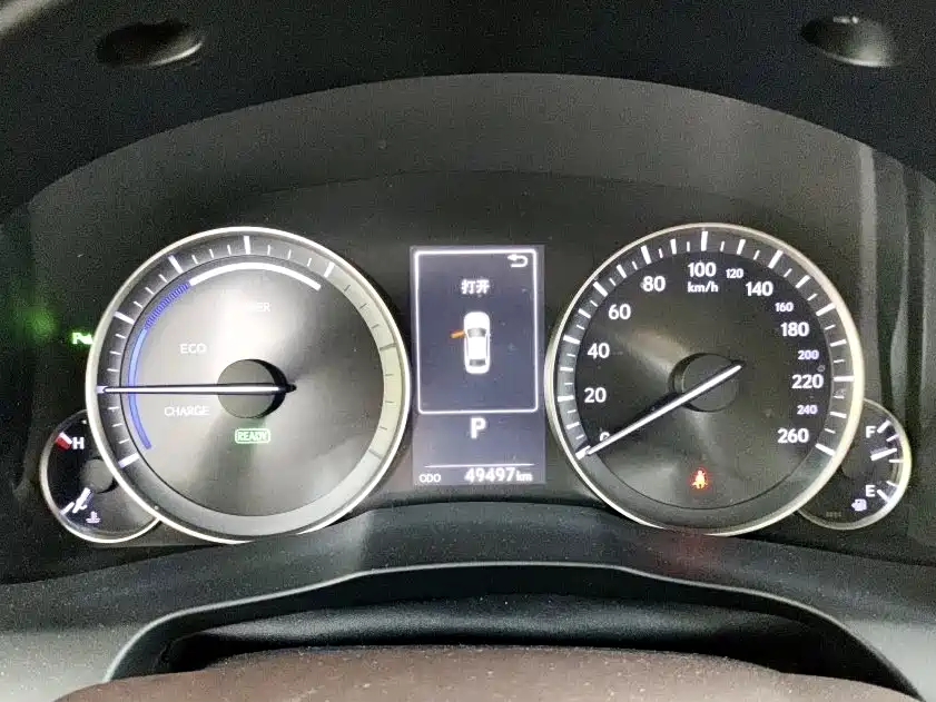 Lexus ES 2017 300h Mark Levinson Comfort Edition фото 10