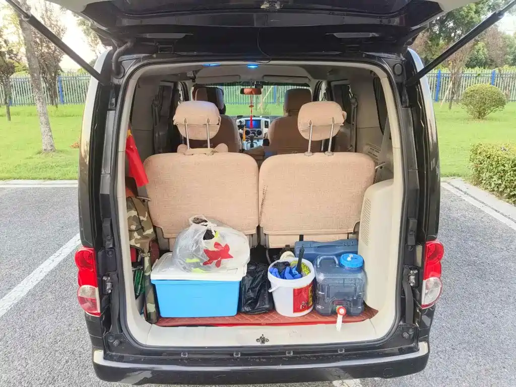 Nissan NV200 2018 2018 1.6L CVT Premium