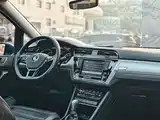Photo 15 - Volkswagen Touran