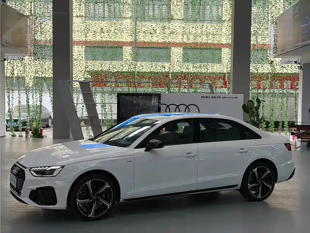 AUDI A4L 2025