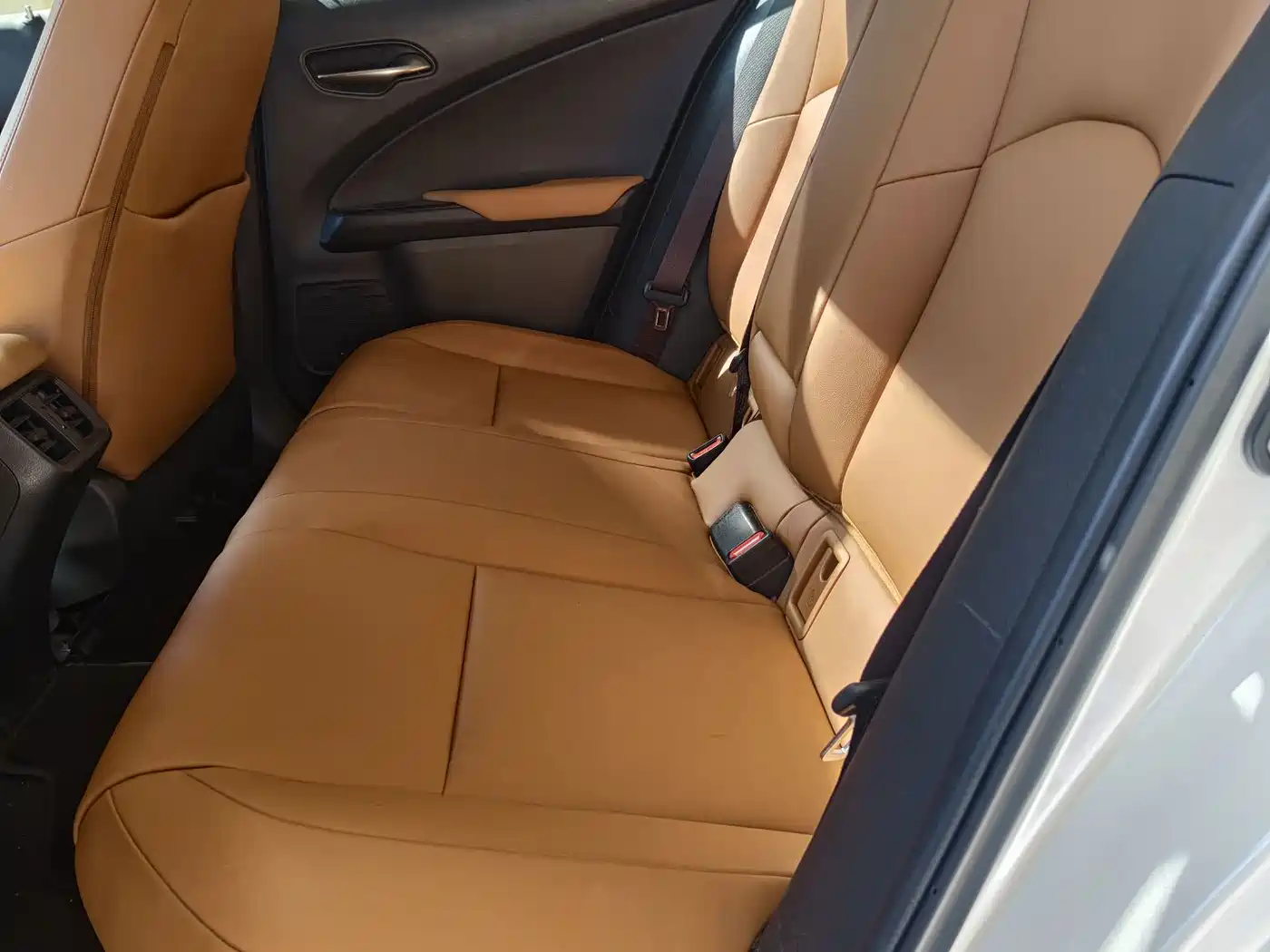 Lexus UX 2019 2019 260h Explorer Fun Edition (China V)