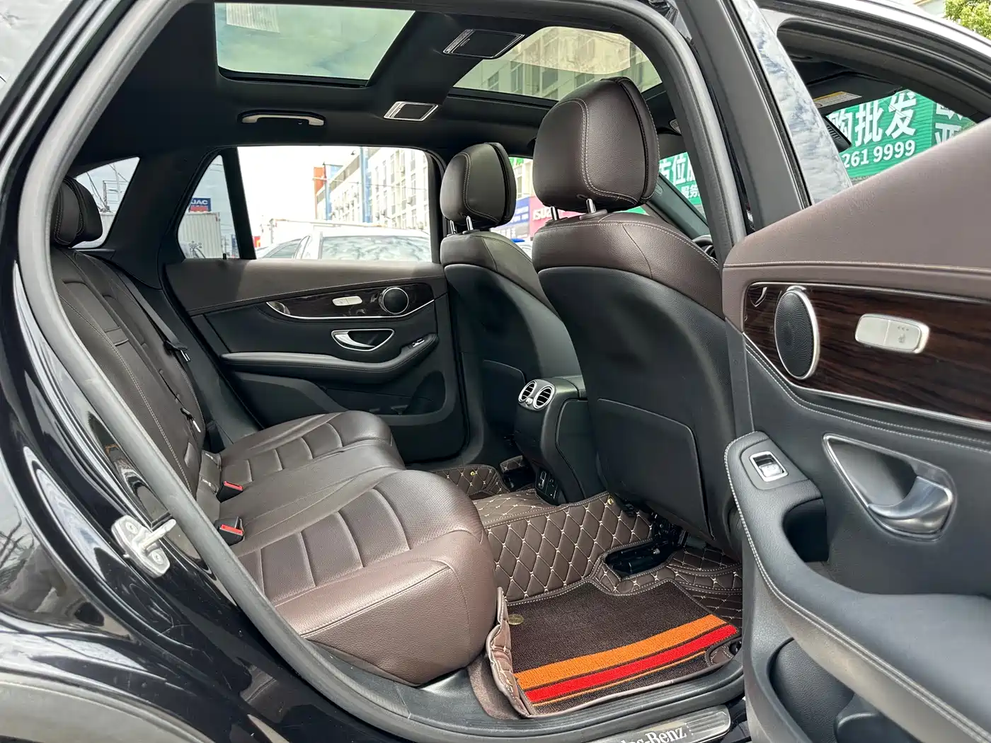 Mercedes-Benz GLC 2019 GLC 260 L 4MATIC Luxury фото 14