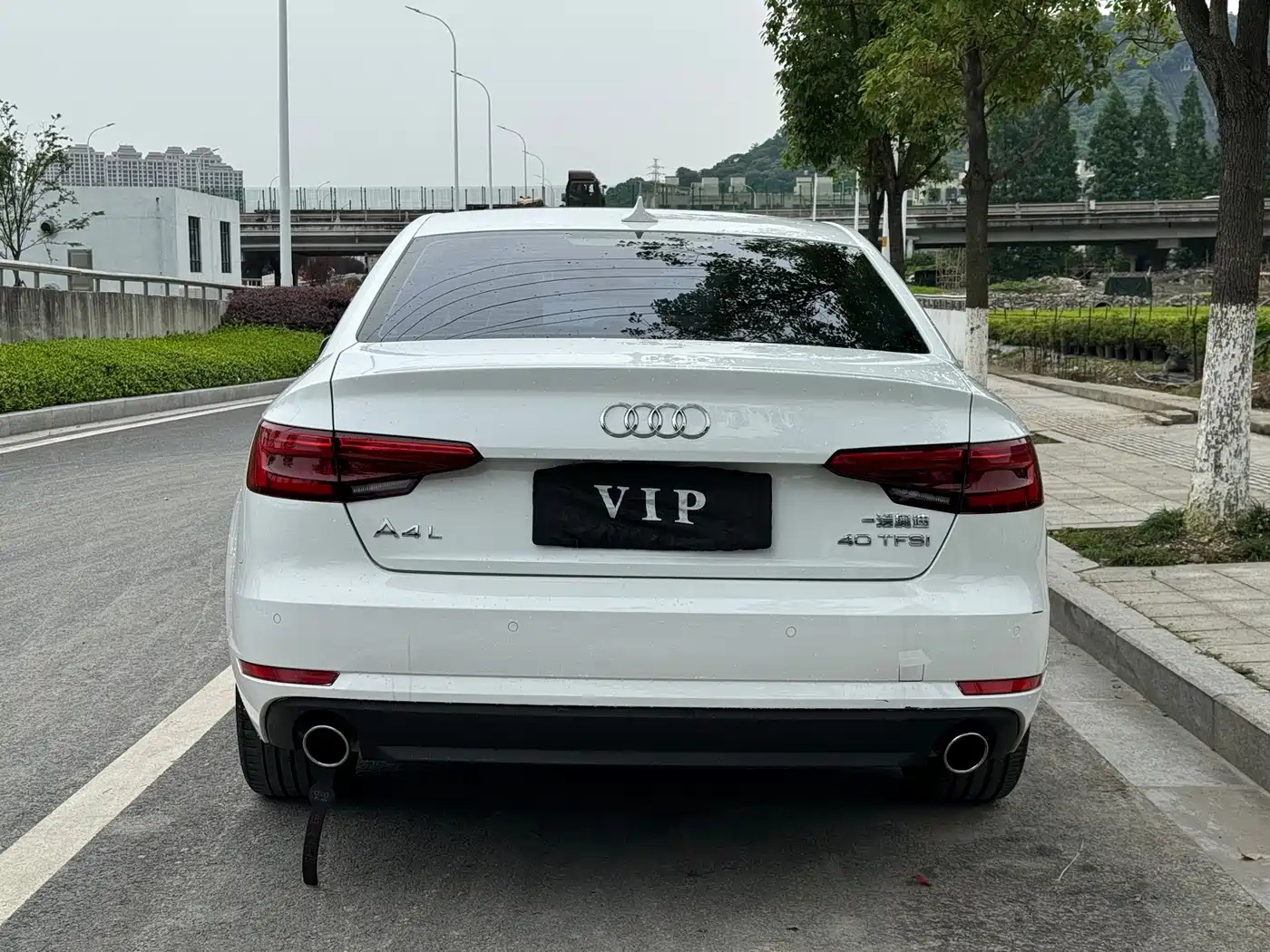 Audi A4L 2017 40 TFSI Fashion Edition фото 6