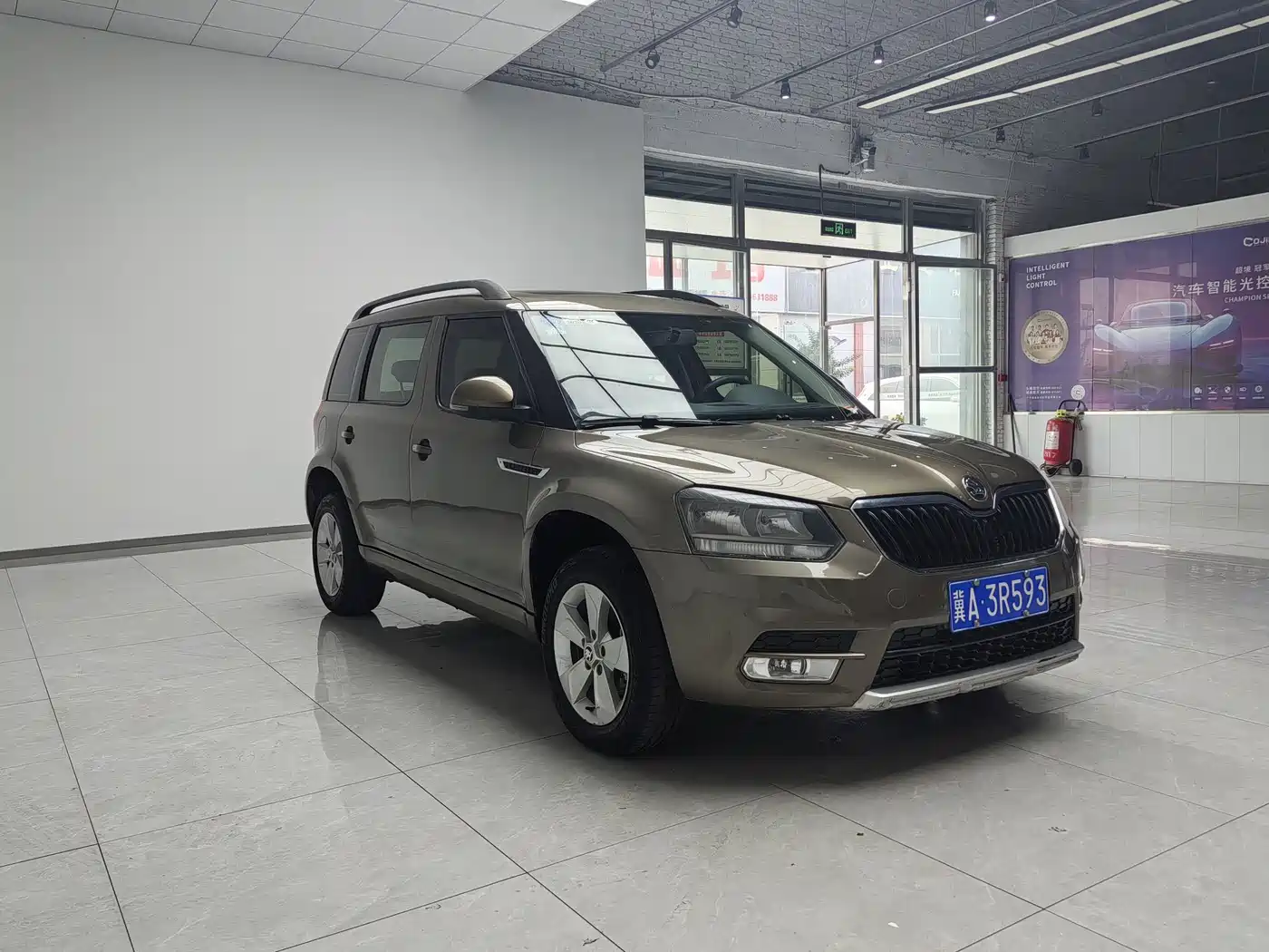 Škoda Yeti 2017 TSI280 DSG Advance фото 3