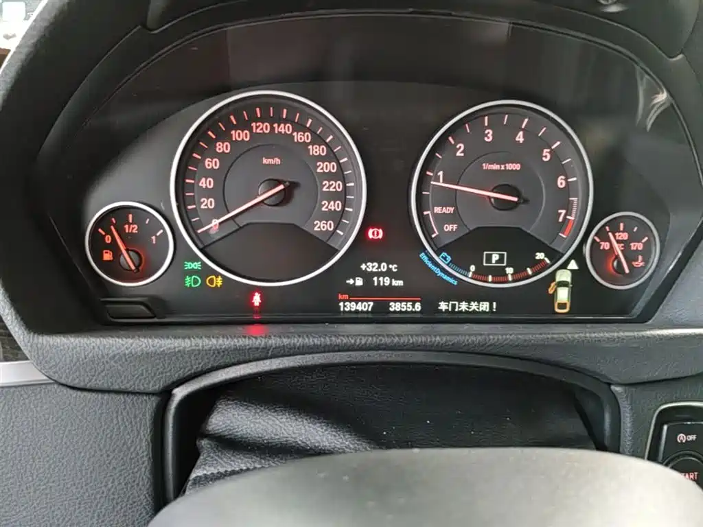 BMW 3 Series GT 2014 320i Design Package фото 12
