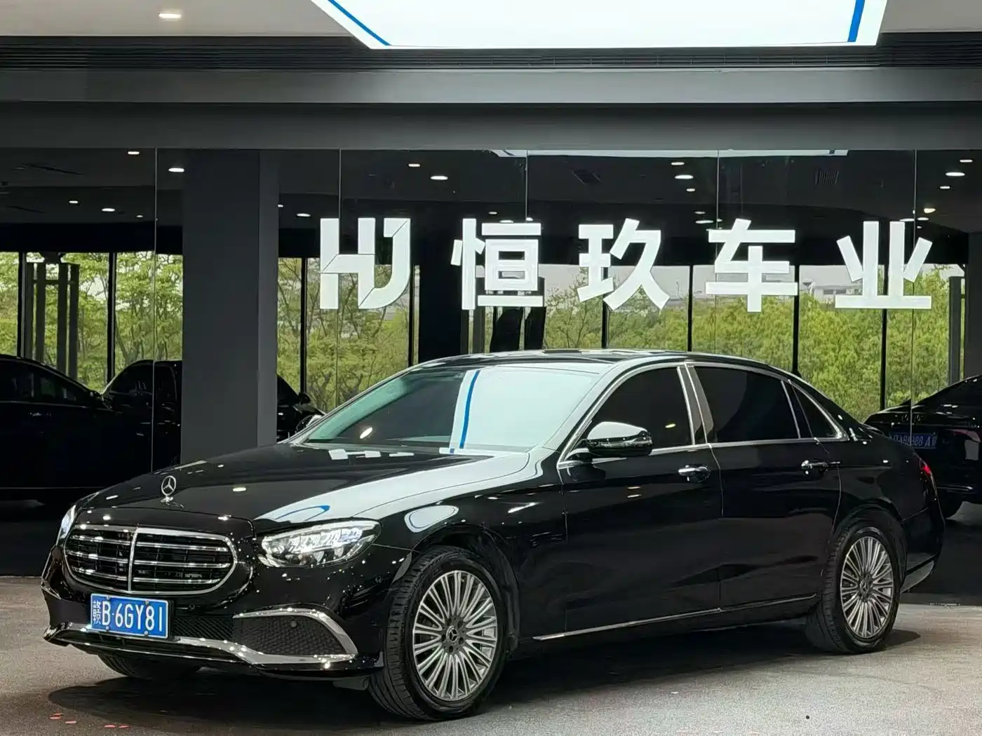 MERCEDES-BENZ E-CLASS