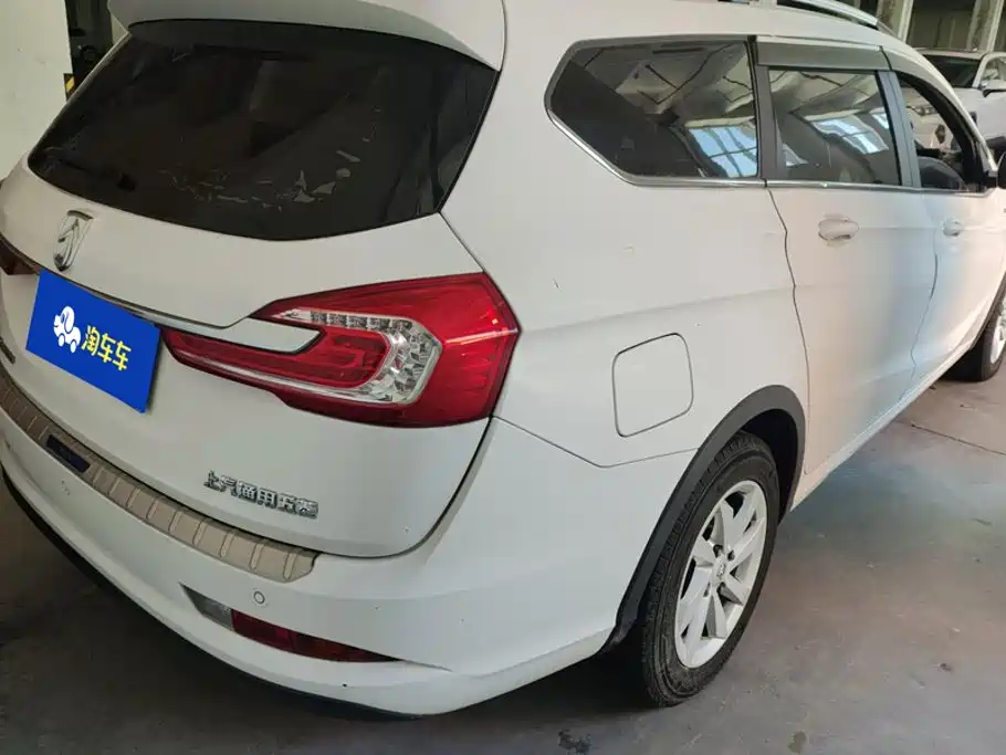 Baojun 310W 2018 2018 1.5L Auto Fashion China V