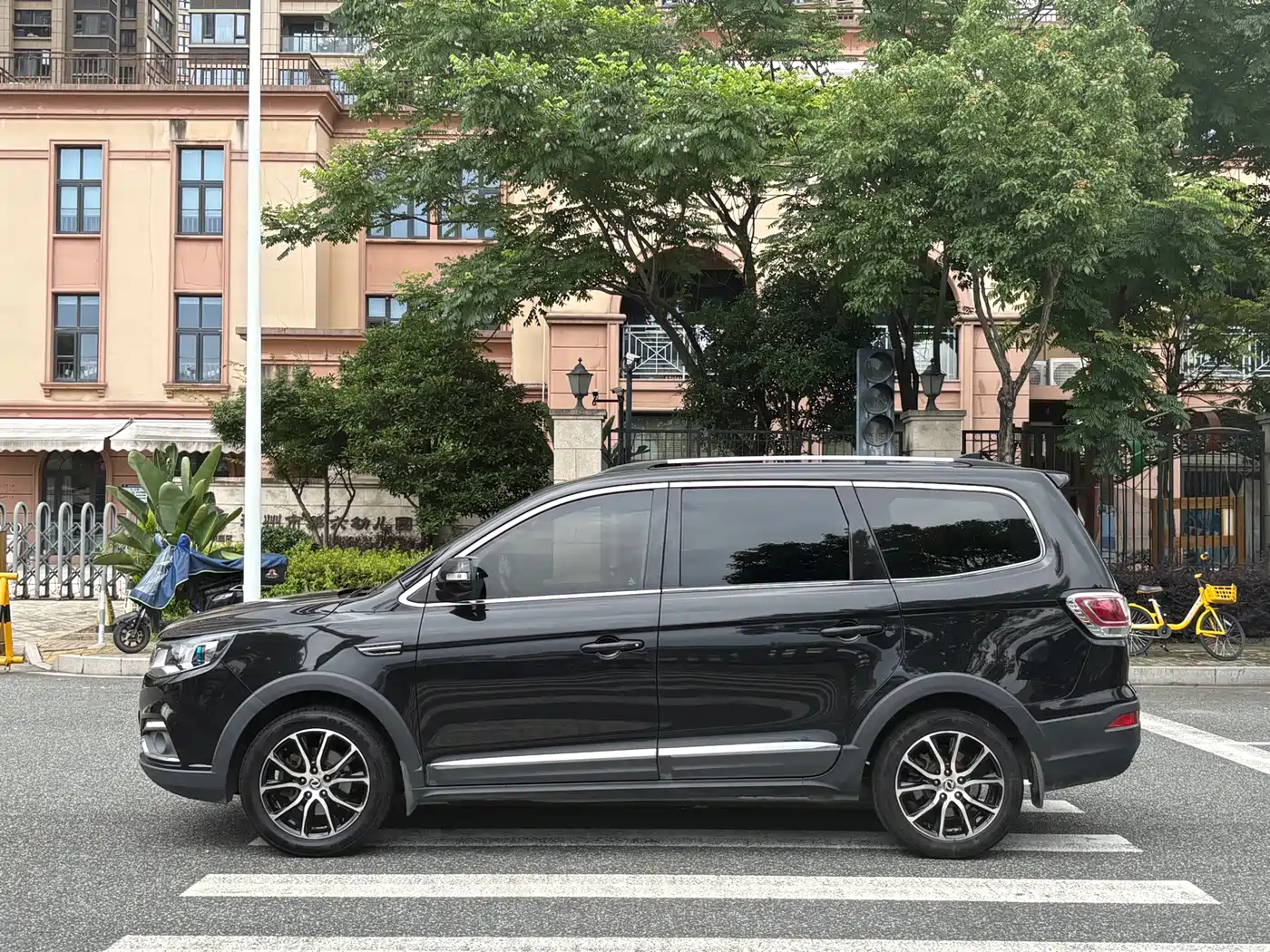 Dongfeng Fengxing Fengxing SX6 2018 2018 1.6L Manual Luxury