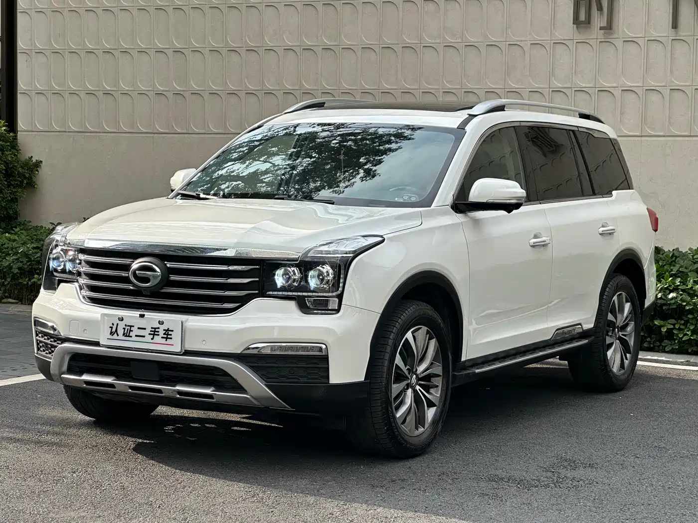 GAC Trumpchi Trumpchi GS8 2017 320T 2WD Luxury Smart Connect (7-seater)