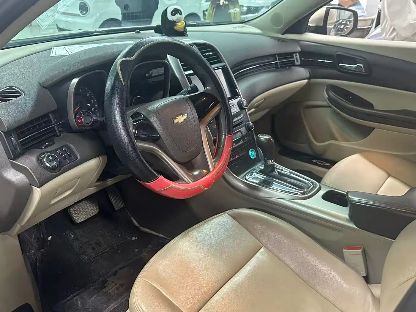 Chevrolet Malibu 2012 2.0L Automatic Comfort Edition фото 9