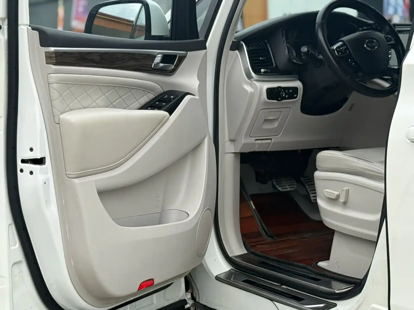 GAC Trumpchi Trumpchi M8 2018 320T Premium Edition фото 13