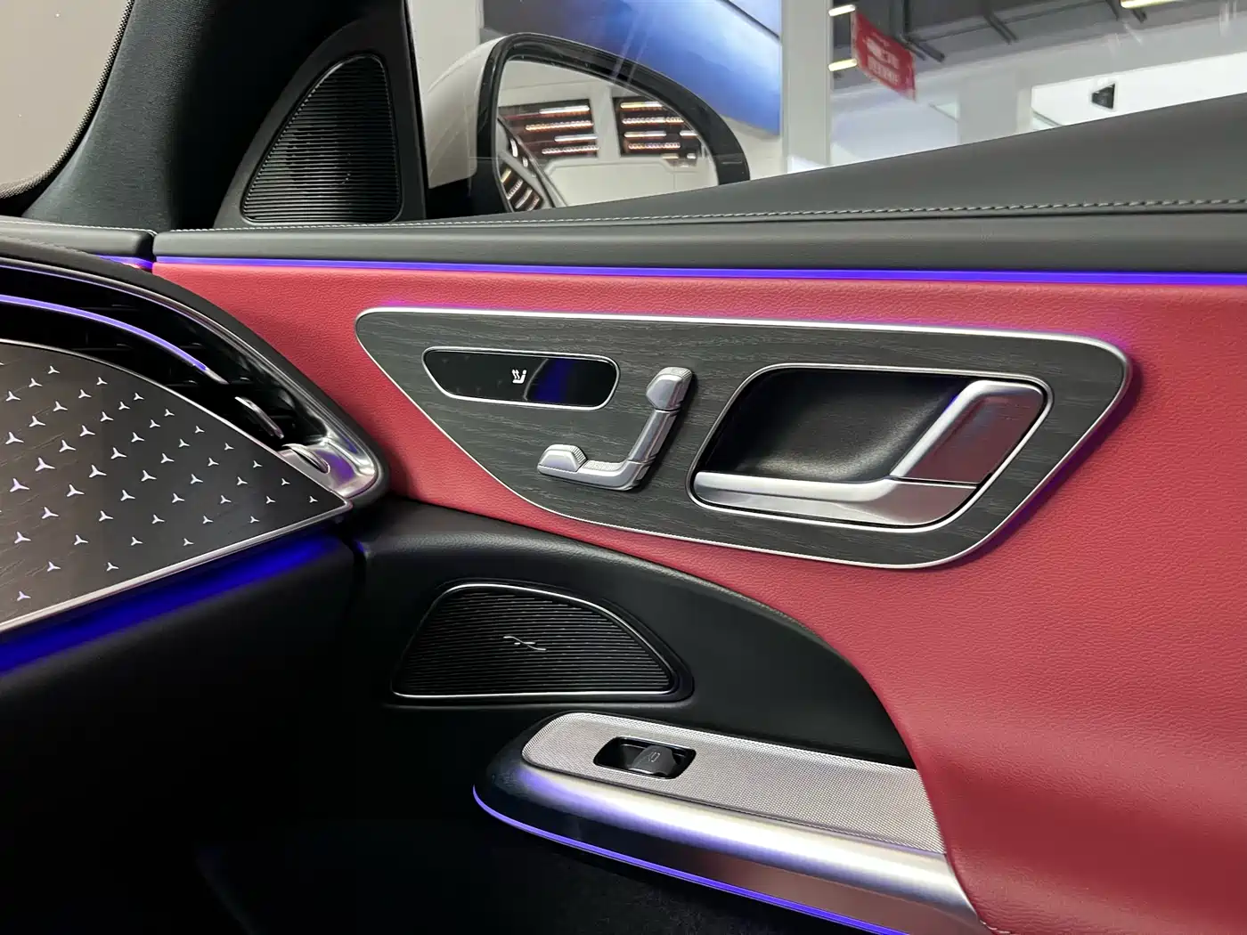 Mercedes-Benz E-Class 2024 E 300 L Fashion Sport фото 33