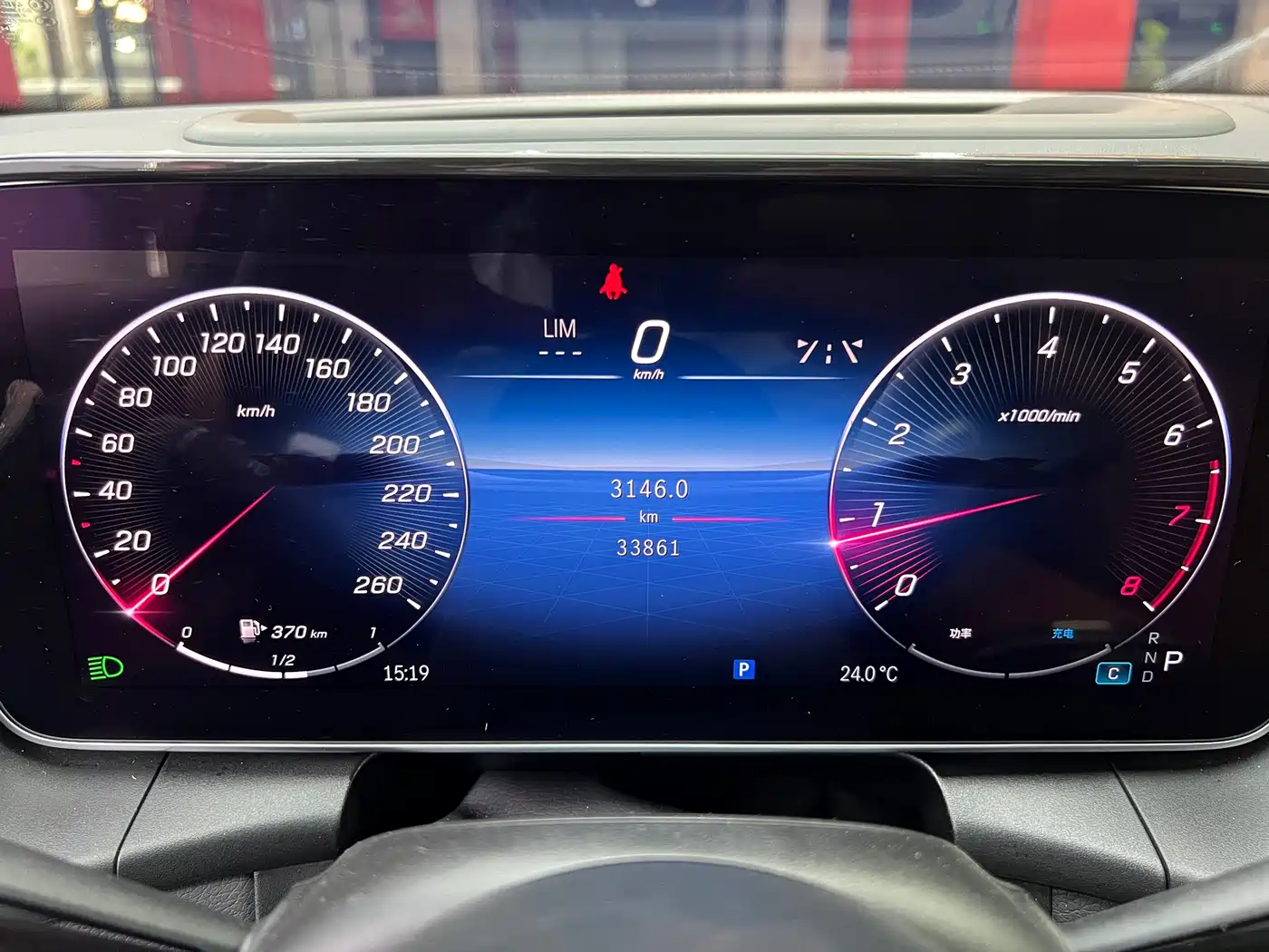 Mercedes-Benz GLC 2023 Facelift GLC 300 L 4MATIC Luxury 5-Seater фото 5