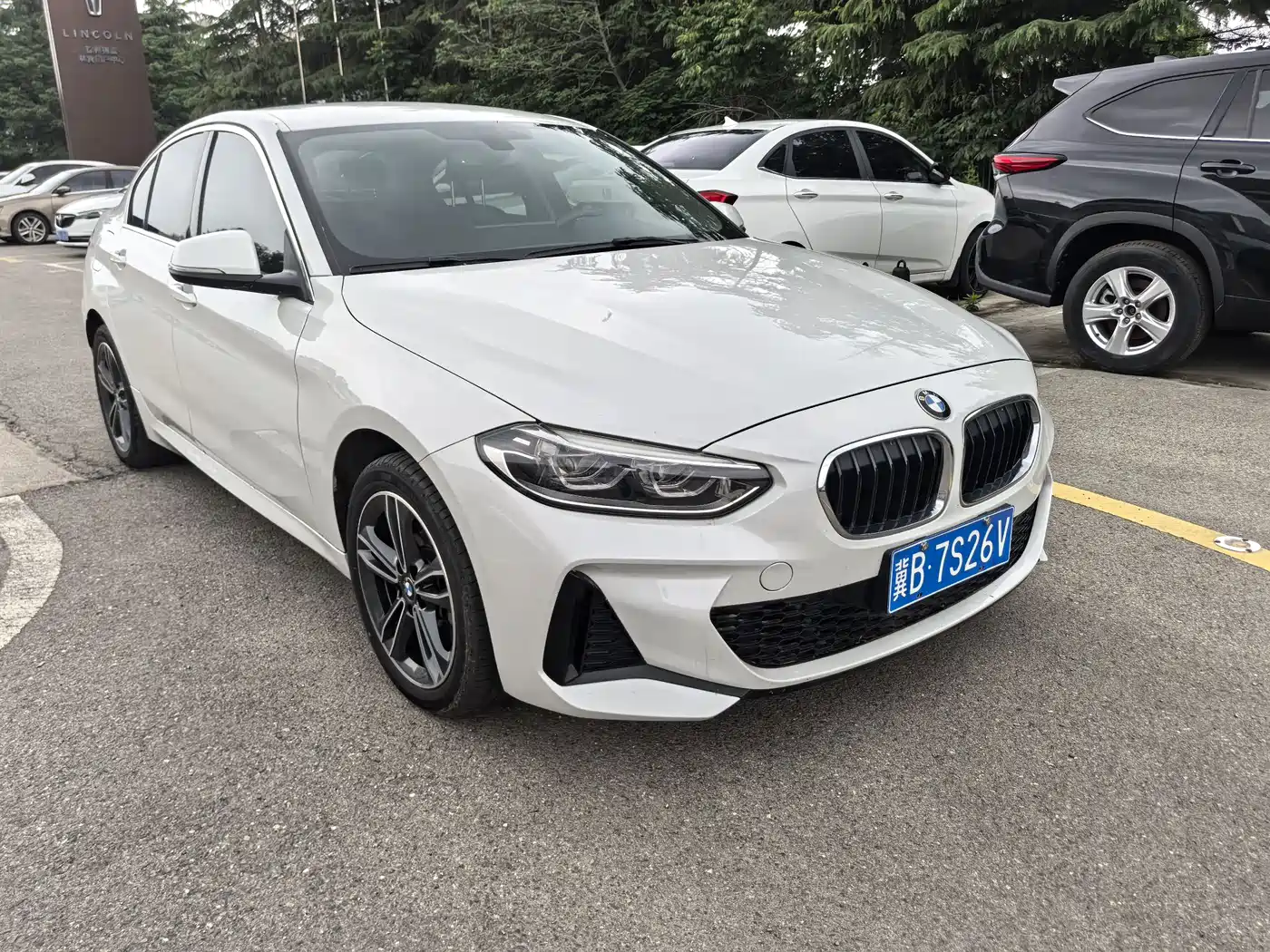 BMW 1 Series 2023 120i M Sport фото 7