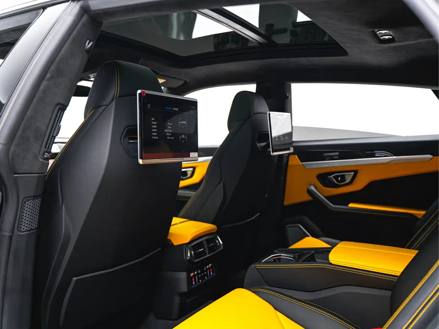 Lamborghini Urus 2021 4.0T V8 фото 12