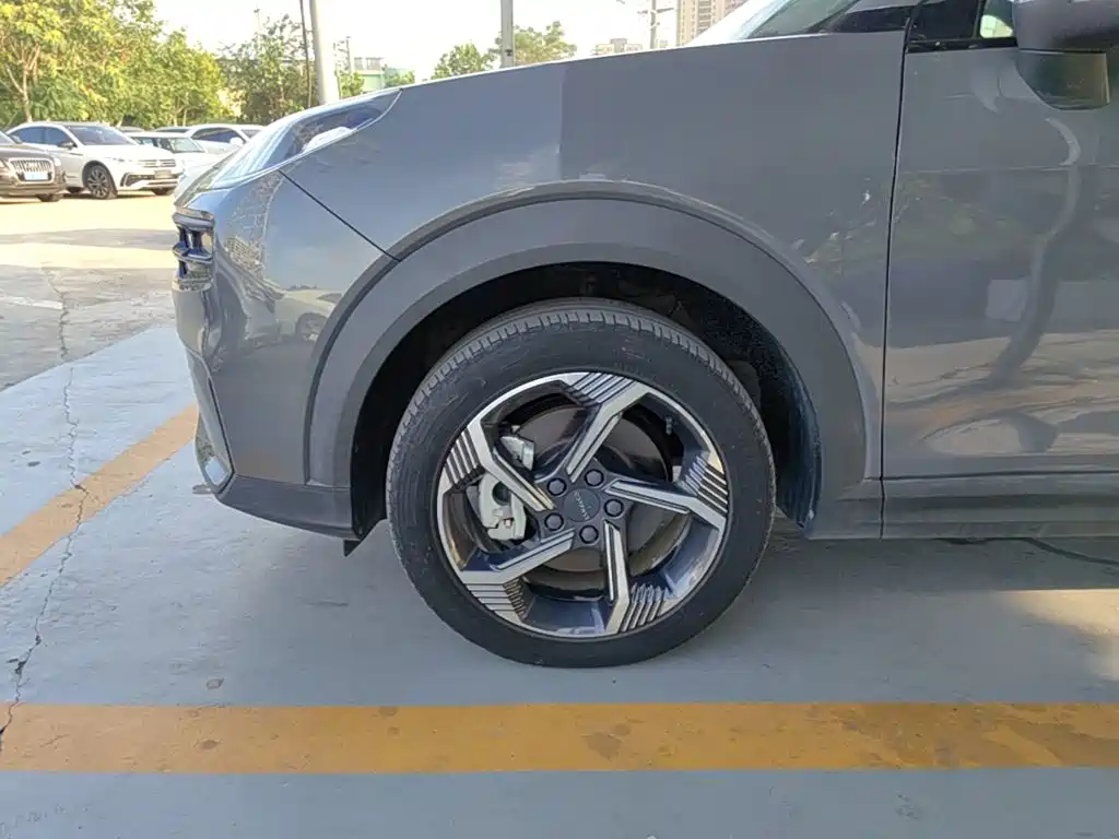 Lynk & Co 06 EM-P 2022 2022 PHEV 84KM Range Pro