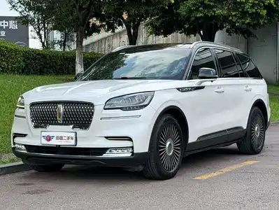 Lincoln Aviator