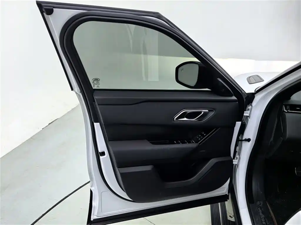 Land Rover Range Rover Velar 2024 Dynamic SE фото 21