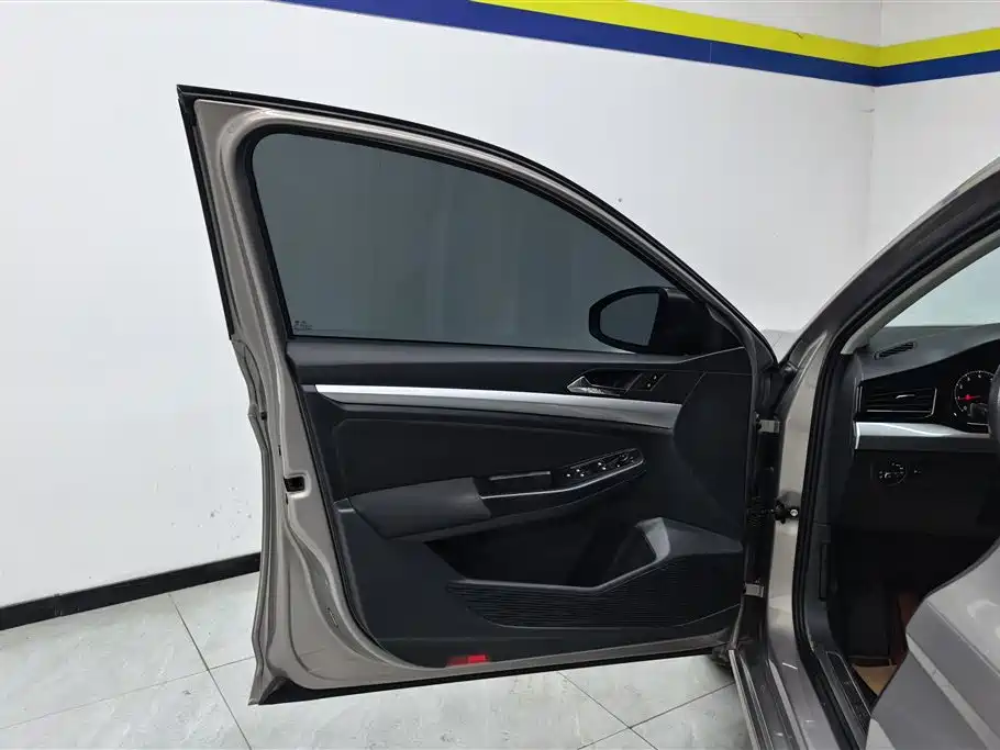 Volkswagen Bora 2019 Facelift 1.5L Automatic Fashion China VI фото 7