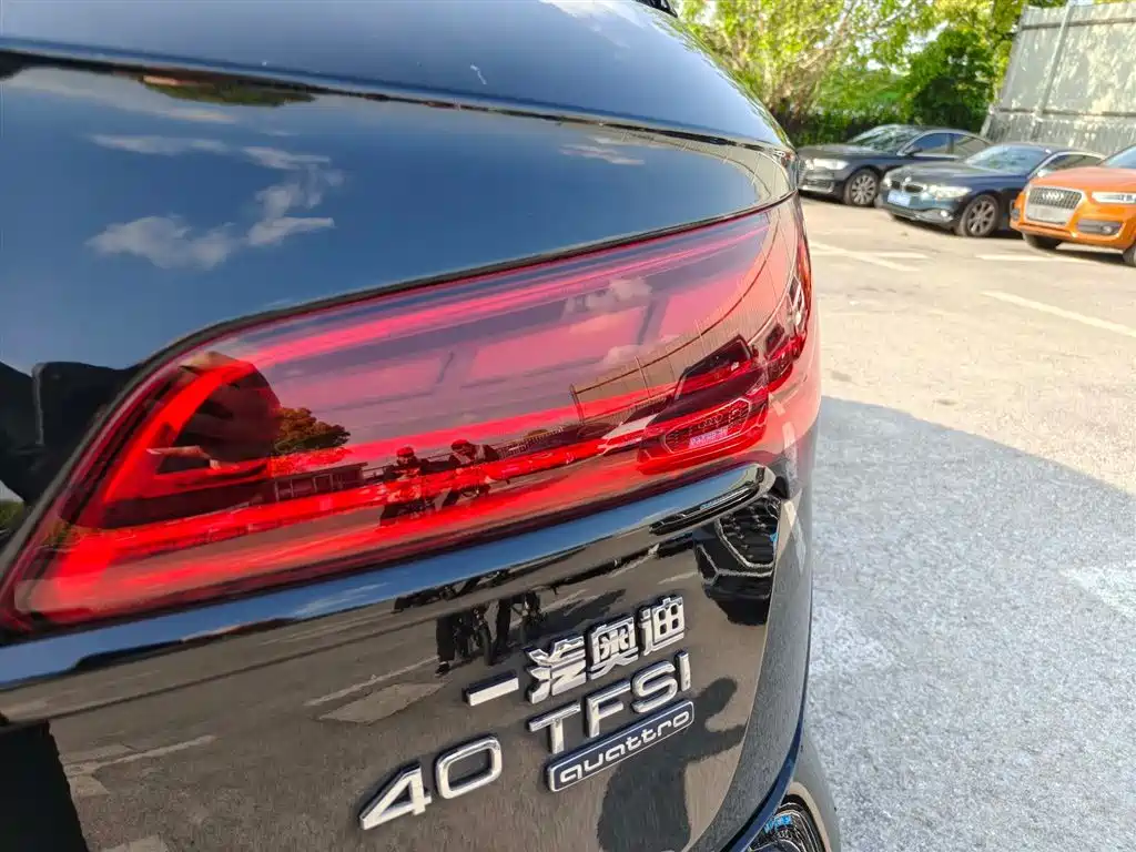 Audi Q5L 2025 40 TFSI Luxury Dynamic фото 19