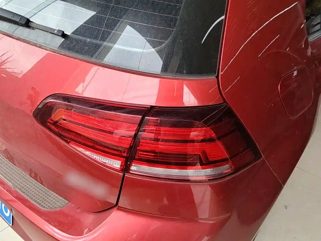 Volkswagen Golf 2020 Beloved Edition 280TSI DSG Comfort фото 8