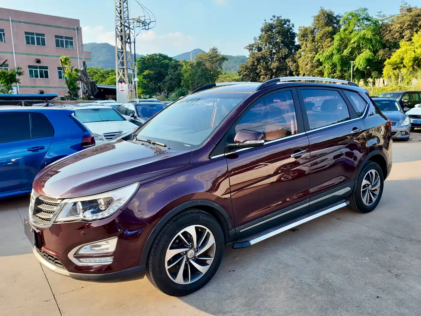Baojun 560 2016 2016 1.8L iAMT Luxury