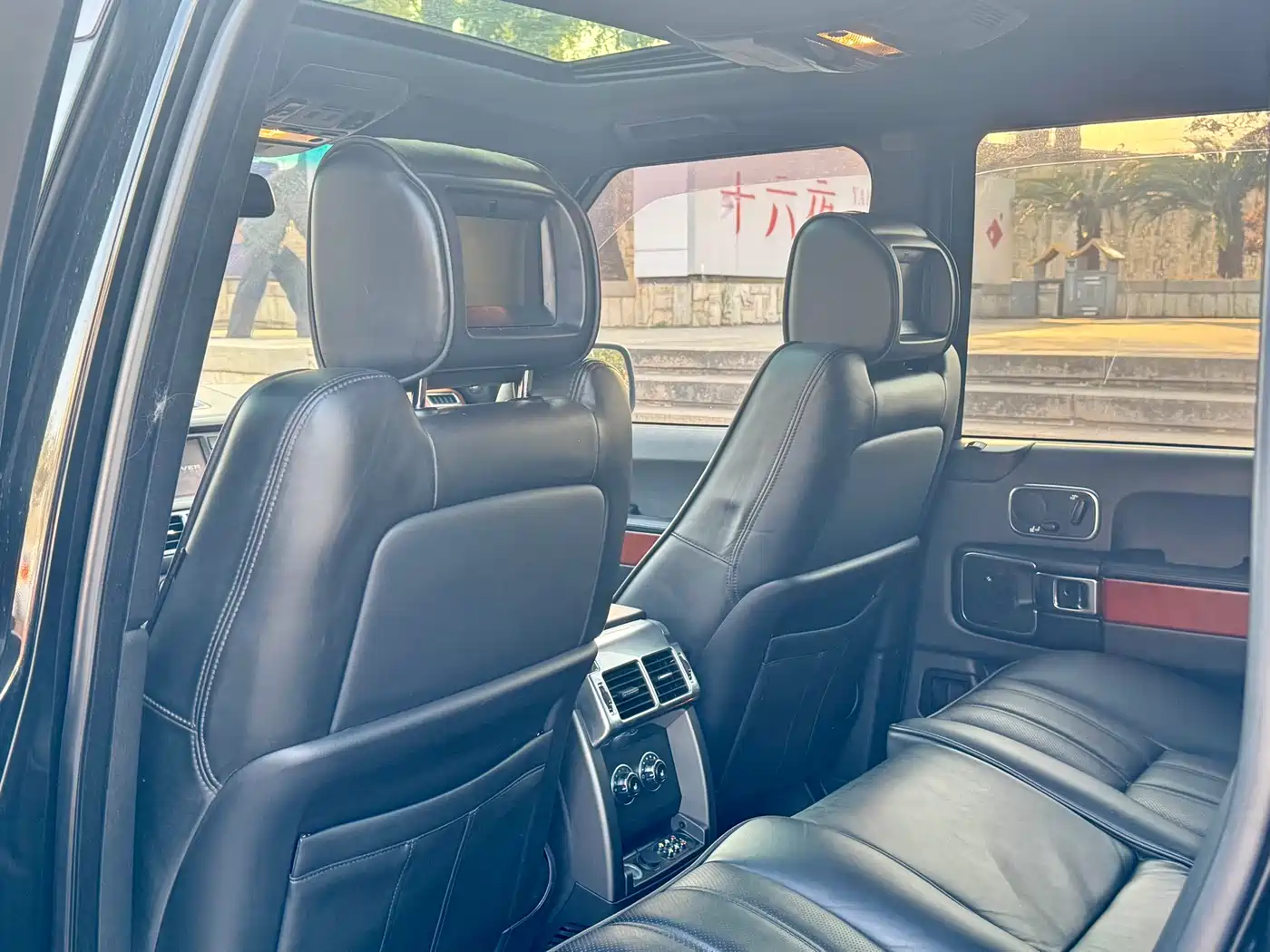 Land Rover Range Rover 2012 5.0 SC V8 фото 9