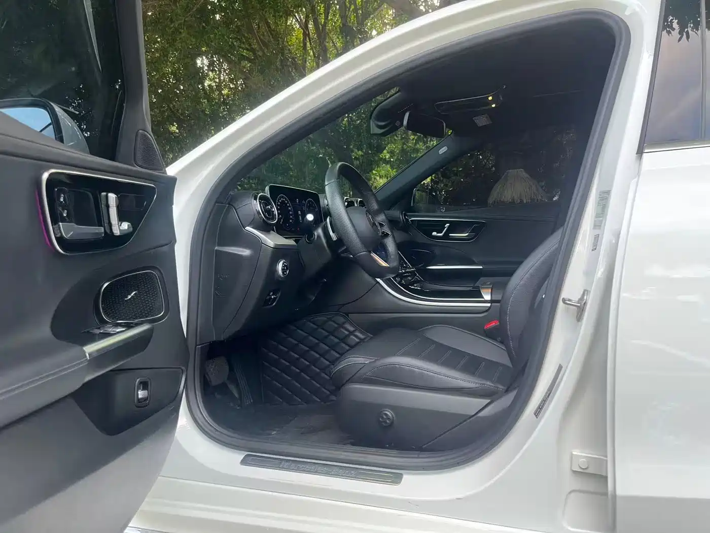 Mercedes-Benz C-Class 2022 C 200 L Sport Version фото 4